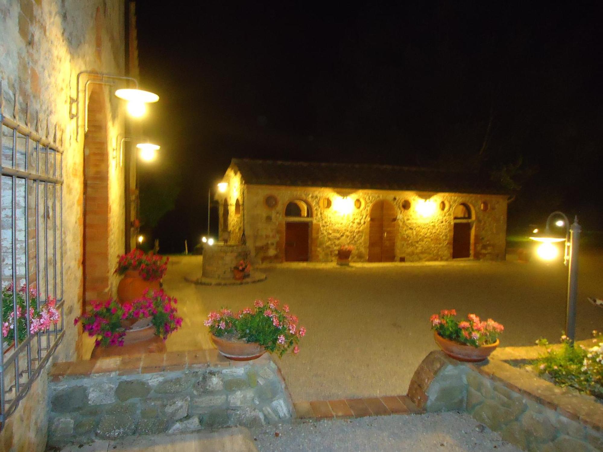 رابولانو تيرمي Podere La Chiusella B&B المظهر الخارجي الصورة
