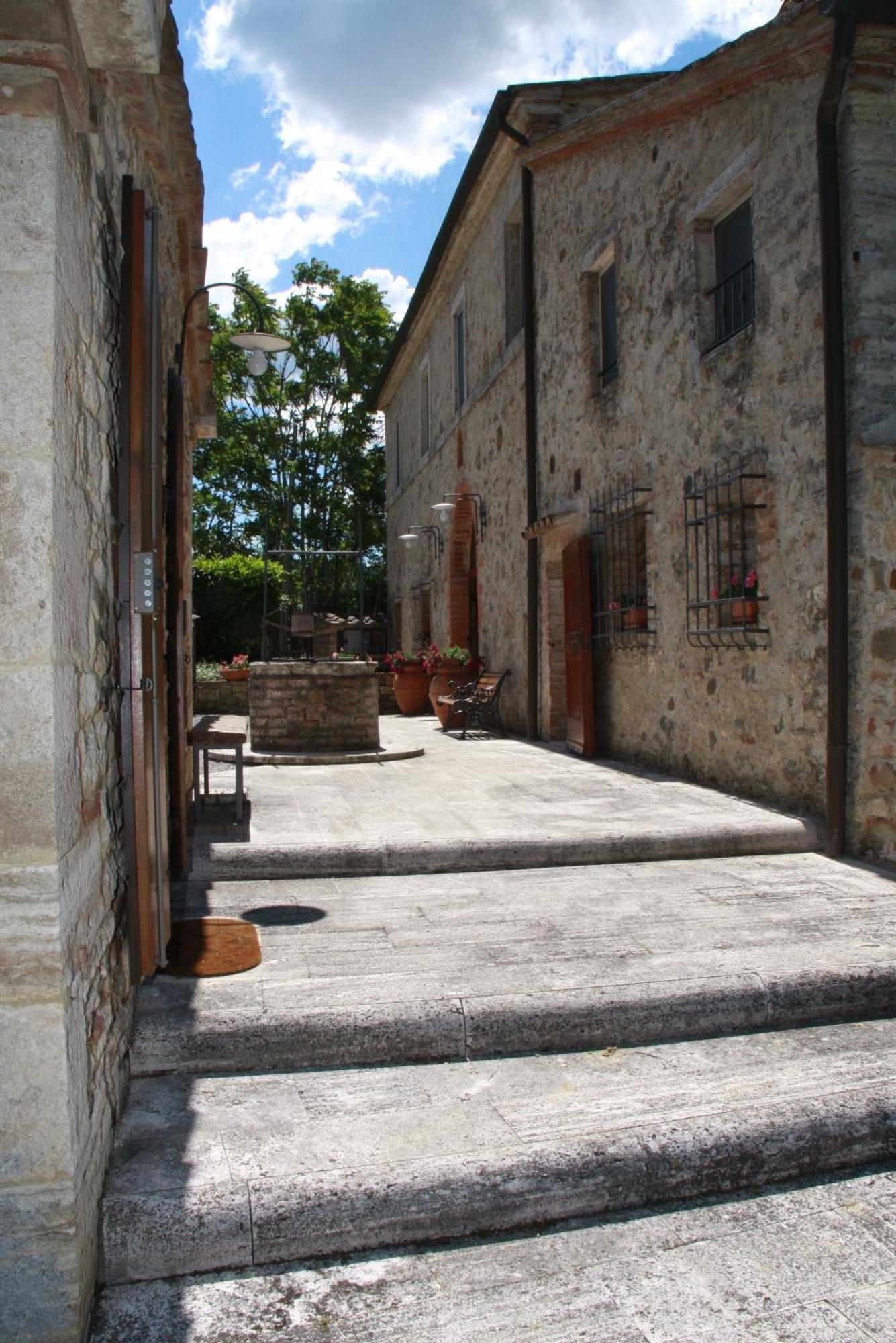 رابولانو تيرمي Podere La Chiusella B&B المظهر الخارجي الصورة